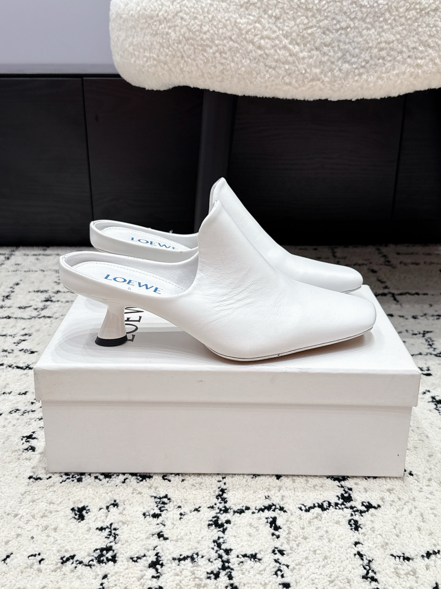 Loewe Emily Mule White Lambskin 880824