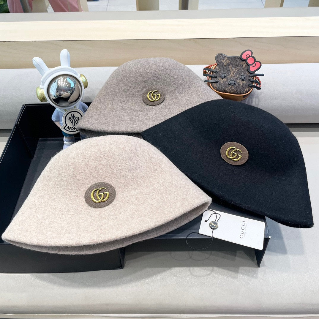 BLACK BUCKET HAT 411347