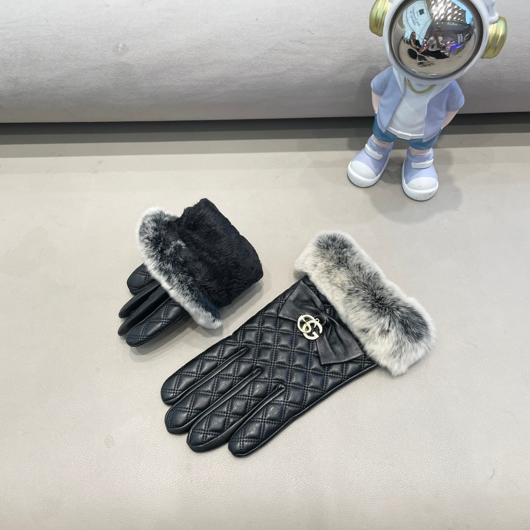 GLOVES WITH BOW IN BLACK LAMBSKIN AND RABBIT FUR 432556