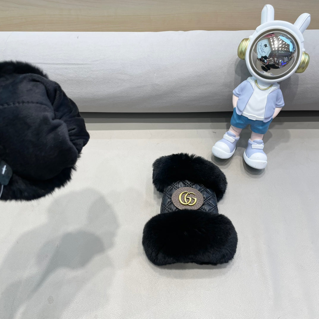HALF-FINGER GLOVES IN BLACK RABBIT FUR AND LAMBSKIN 432564