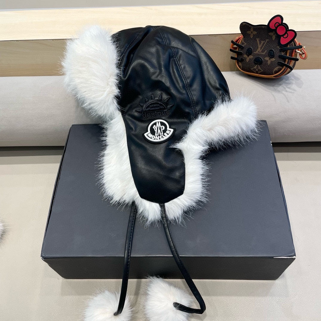 MC 26s Winter Bomber Trapper Hat Black Leather 499298