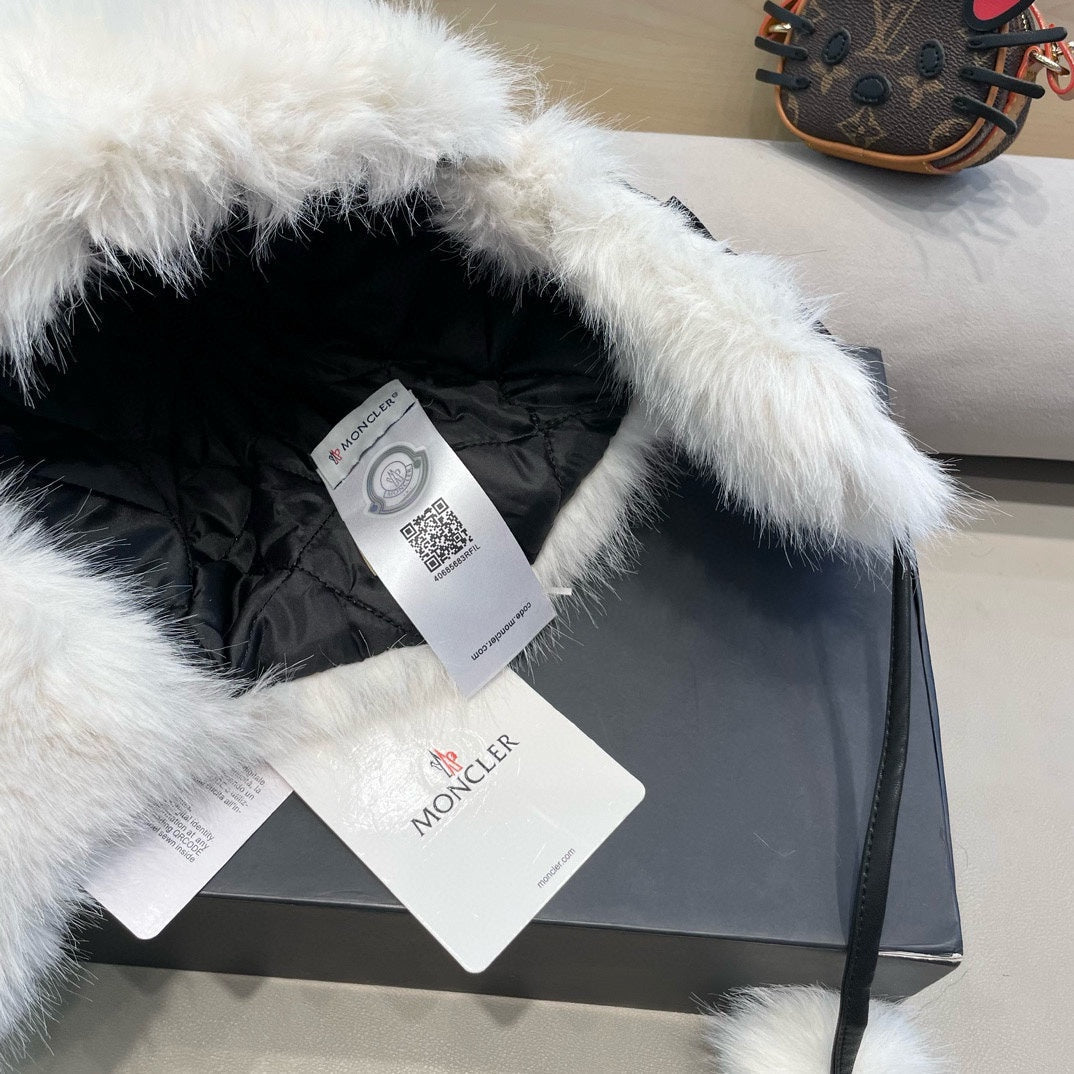MC 26s Winter Bomber Trapper Hat Black Leather 499298