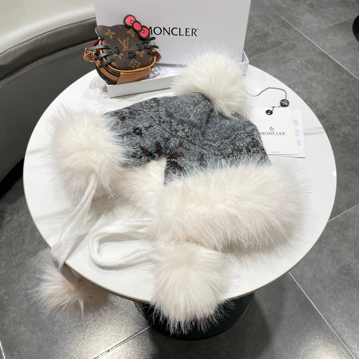 MC 26s Winter Pattern Bomber Trapper Hat Grey Fur 497875