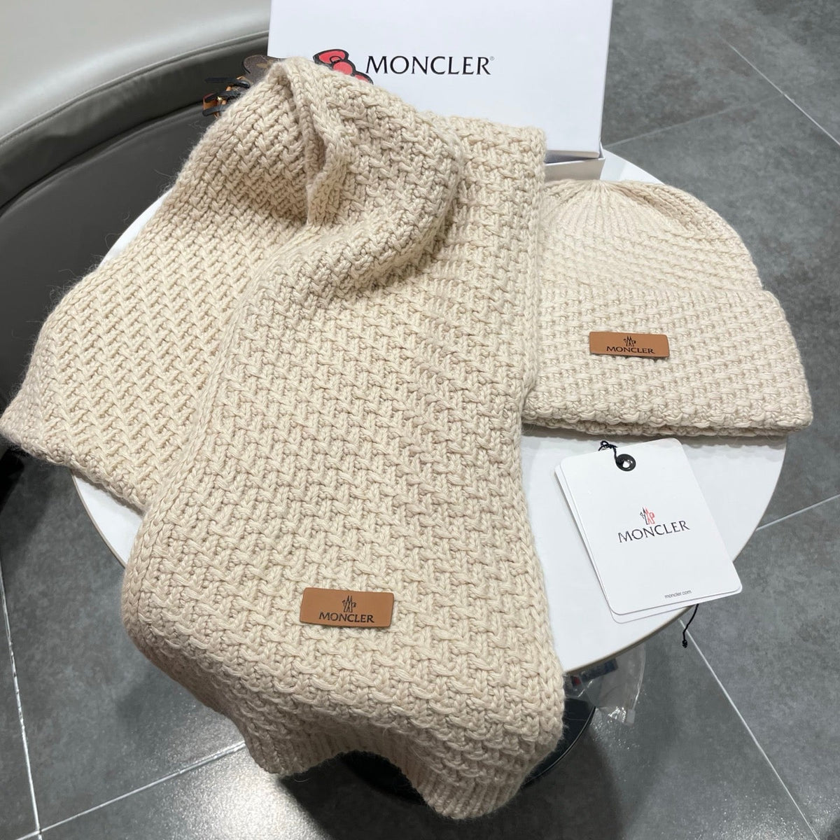 MC 26s Winter Knit Set Beige Wool 499291