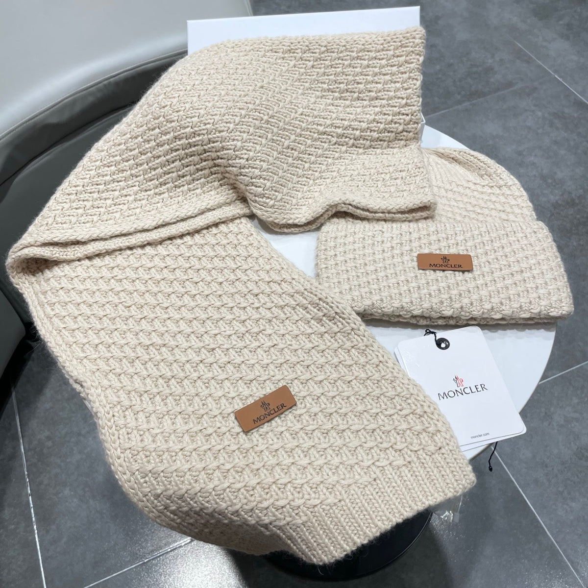 MC 26s Winter Knit Set Beige Wool 499291