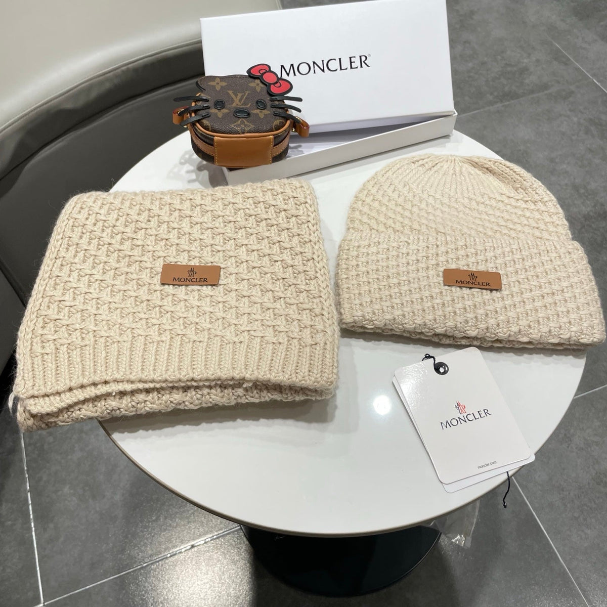 MC 26s Winter Knit Set Beige Wool 499291