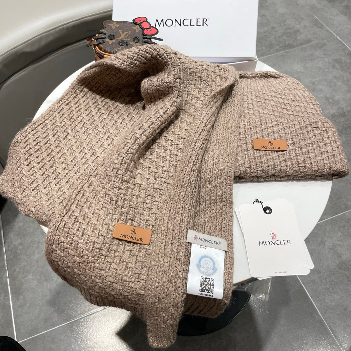 MC 26s Winter Knit Set Taupe Wool 499293
