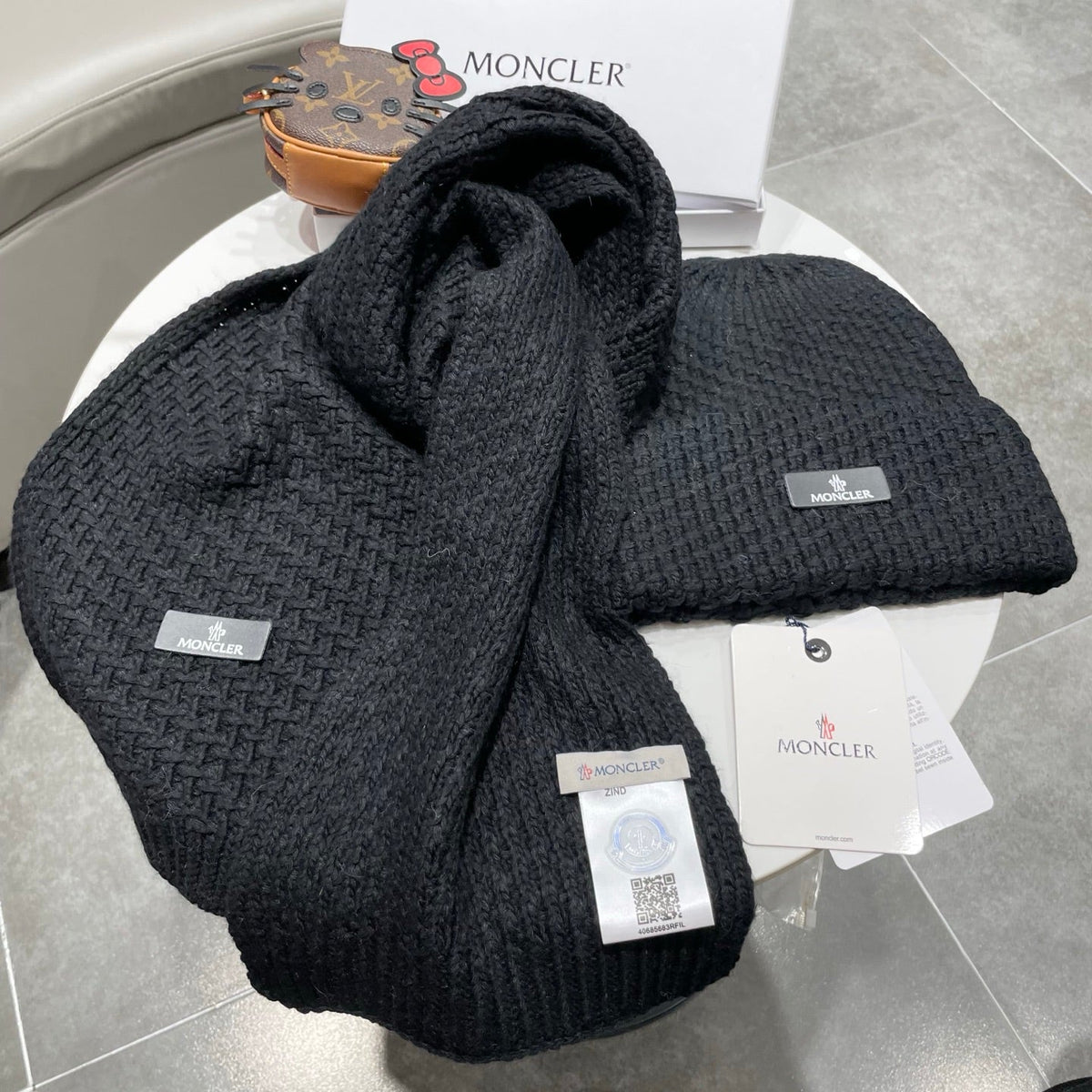 MC 26s Winter Knit Set Black Wool 499294