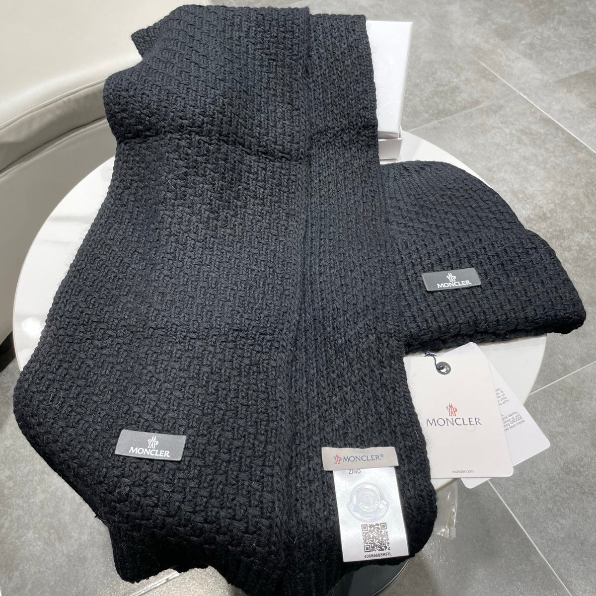 MC 26s Winter Knit Set Black Wool 499294