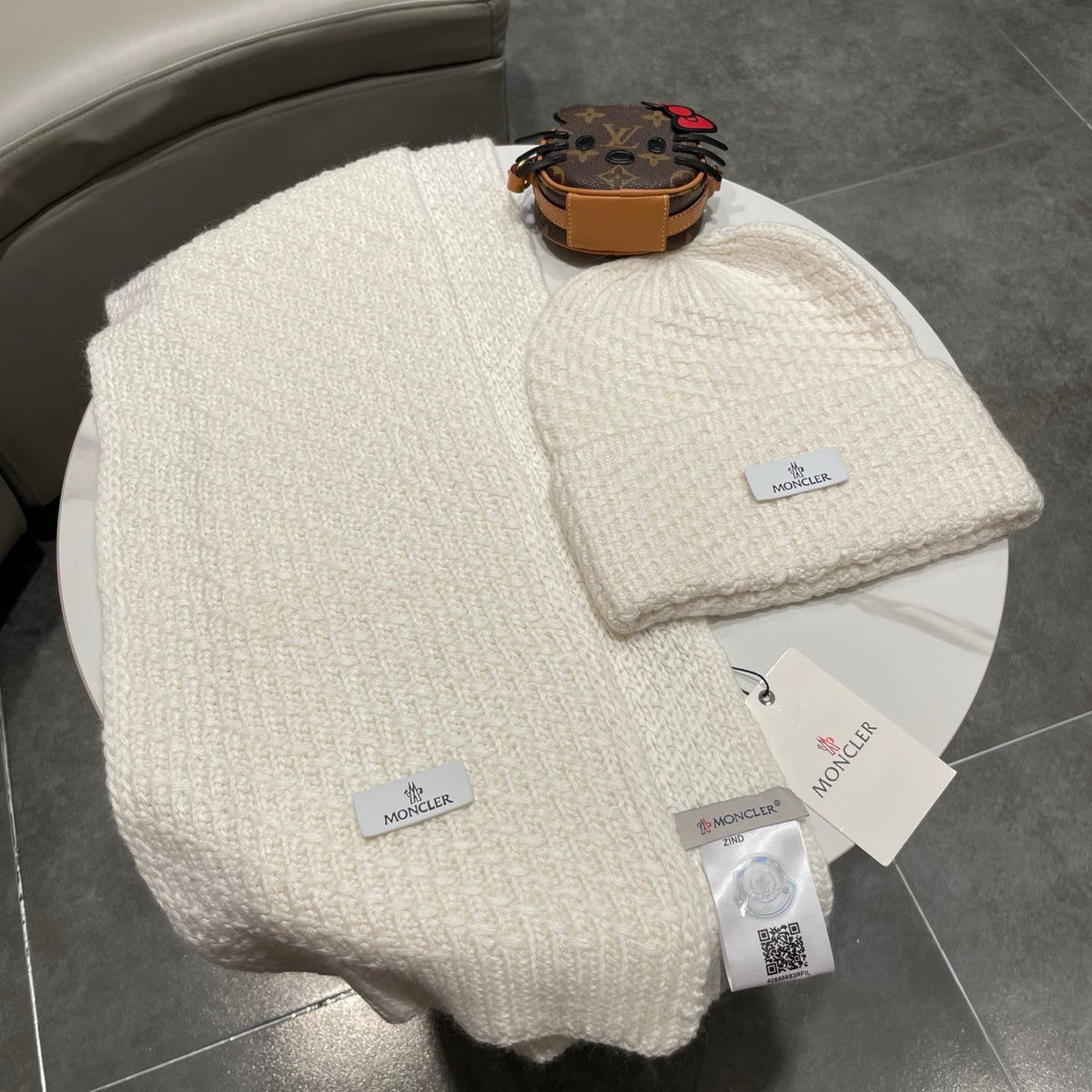 MC 26s Winter Knit Set Cream White Wool 499295