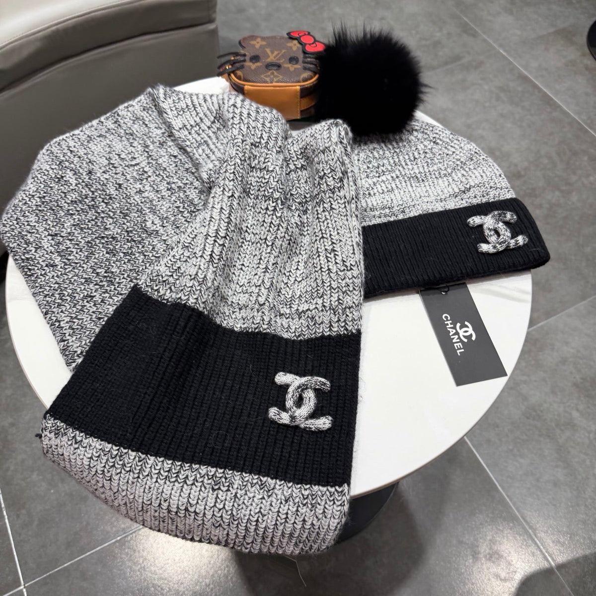 CC 26s Winter Pom Pom Knit Set Black Grey Wool 499286