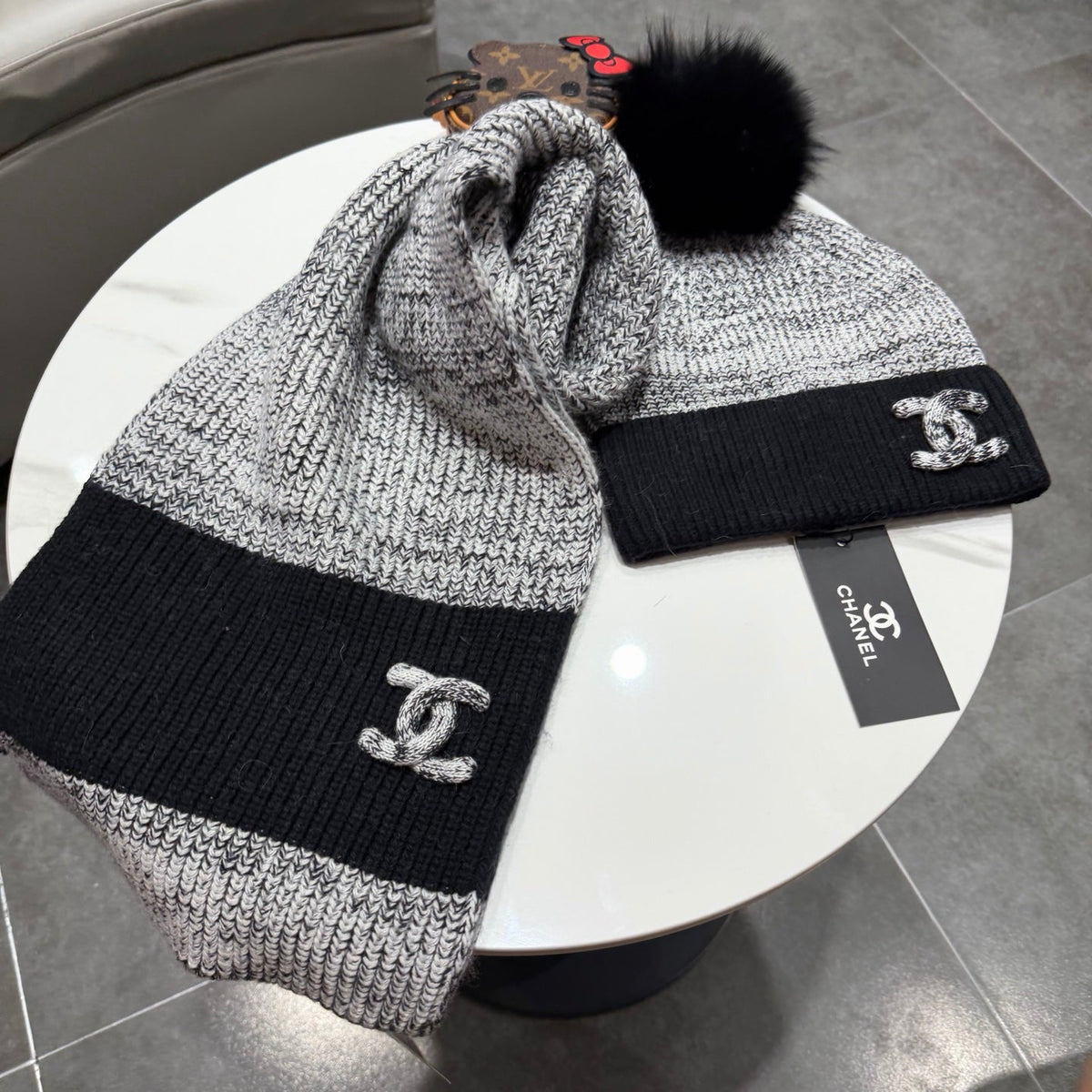 CC 26s Winter Pom Pom Knit Set Black Grey Wool 499286