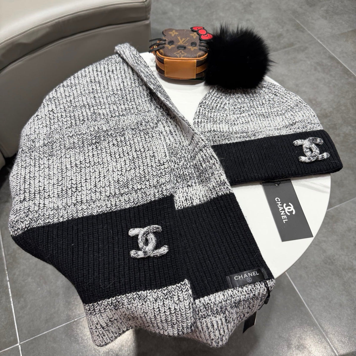 CC 26s Winter Pom Pom Knit Set Black Grey Wool 499286