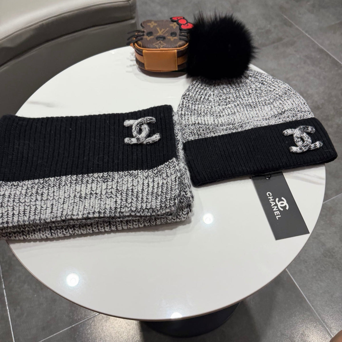 CC 26s Winter Pom Pom Knit Set Black Grey Wool 499286