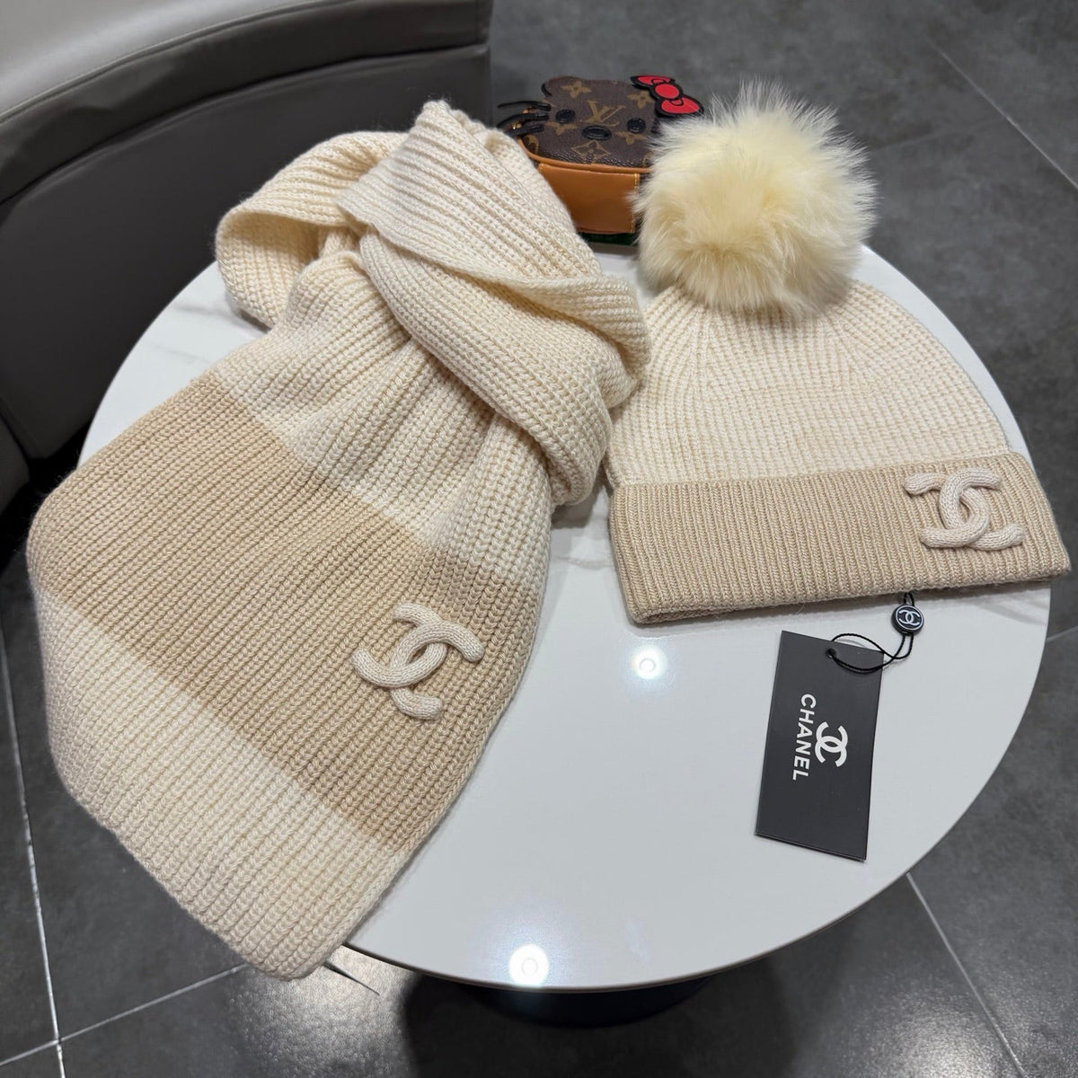 CC 26s Winter Pom Pom Knit Set Cream Beige Wool 499288