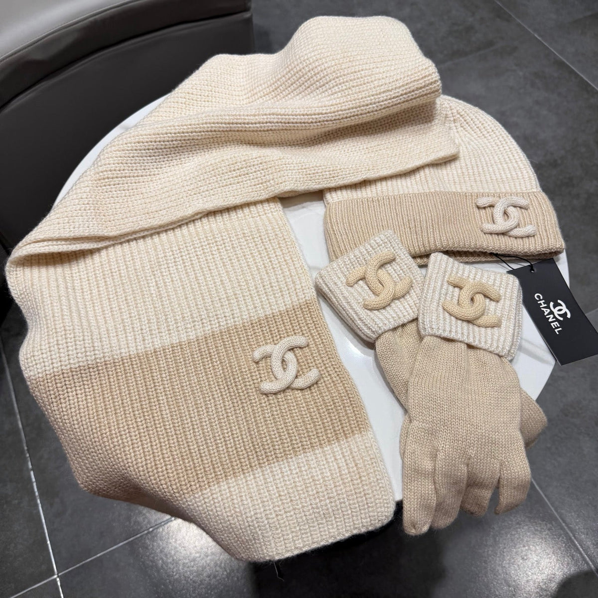 CC 26s Winter Knit Set Cream Beige Wool 499455