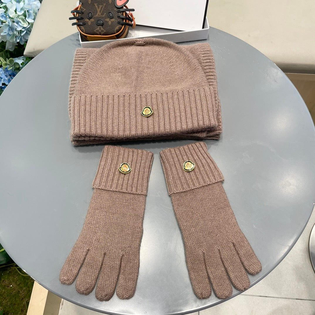 MC 26s Winter Knit Set Taupe Wool 499300