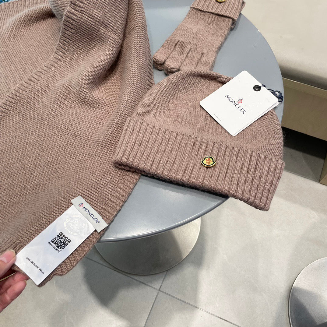 MC 26s Winter Knit Set Taupe Wool 499300