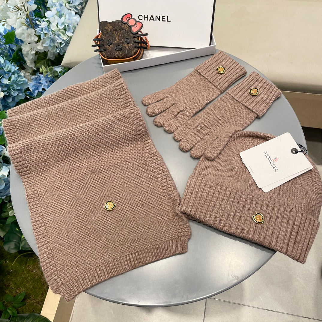 MC 26s Winter Knit Set Taupe Wool 499300