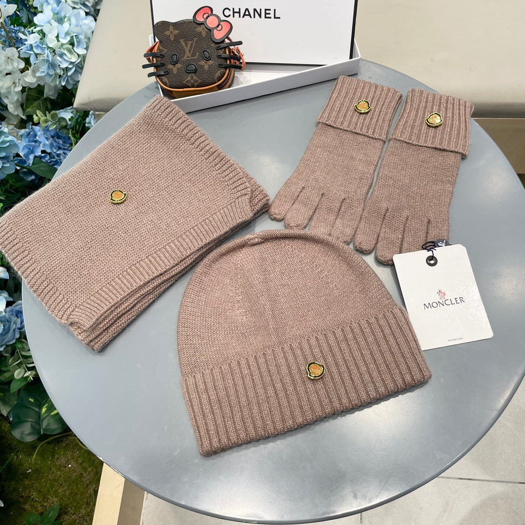 MC 26s Winter Knit Set Taupe Wool 499300