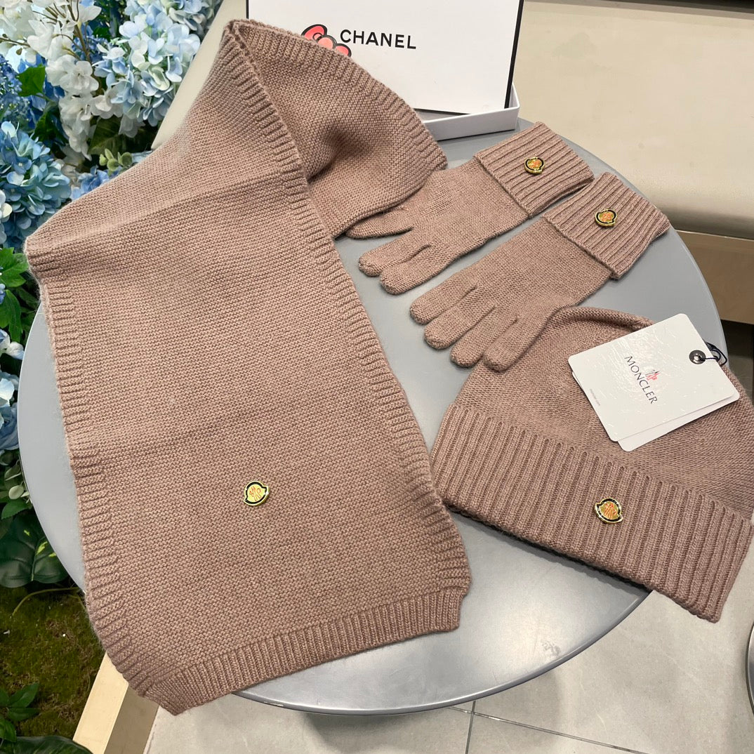 MC 26s Winter Knit Set Taupe Wool 499300