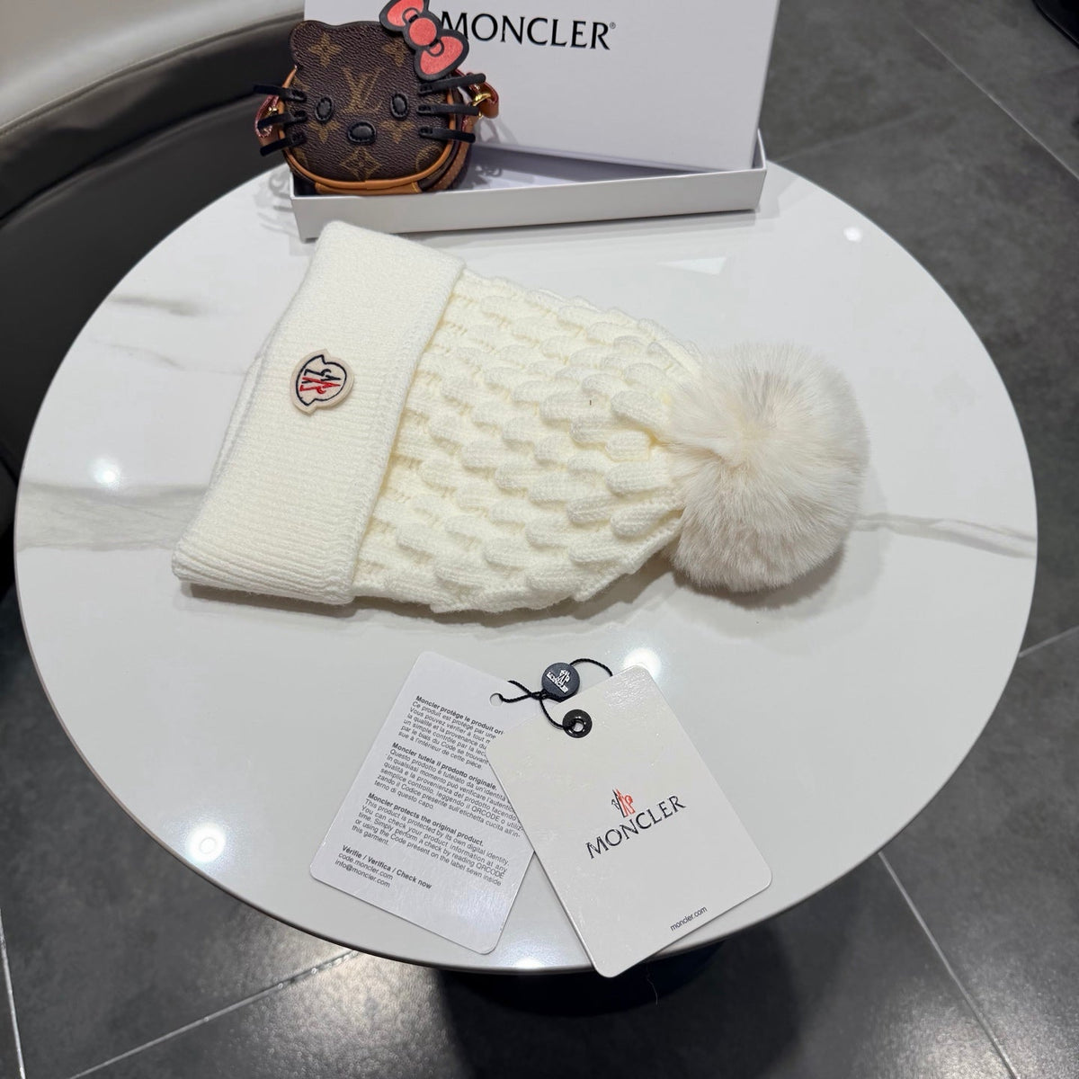 MC 26s Winter Pom Pom Beanie White Wool 499252