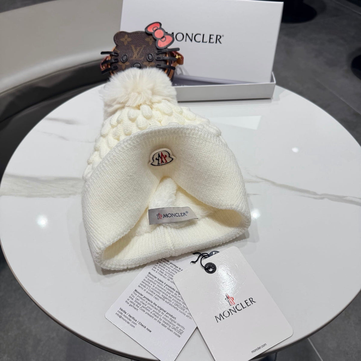 MC 26s Winter Pom Pom Beanie White Wool 499252