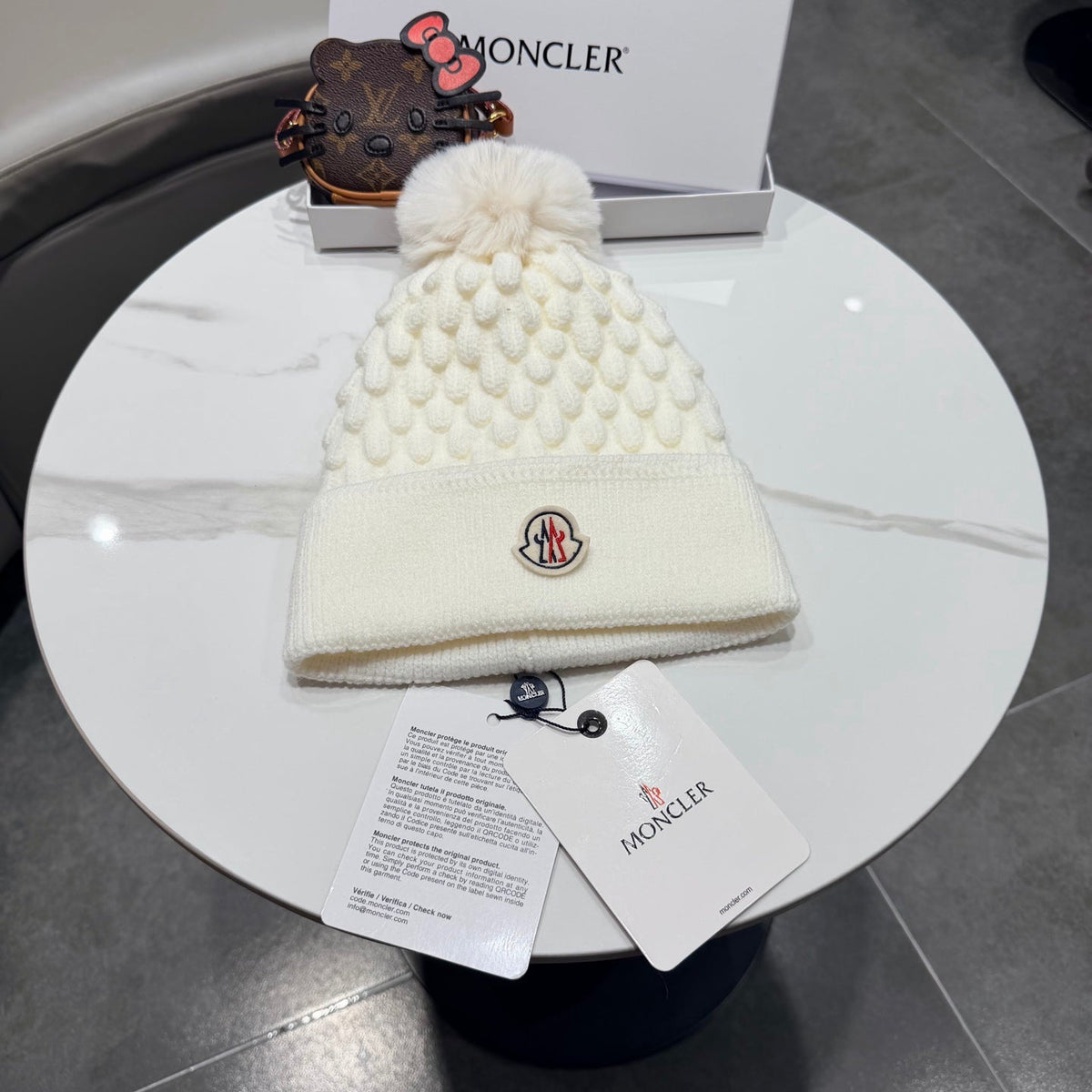MC 26s Winter Pom Pom Beanie White Wool 499252