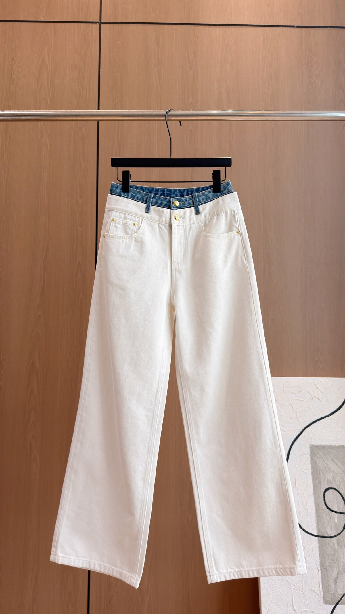 Chanel 2026 Jeans White Denim Cotton 435475
