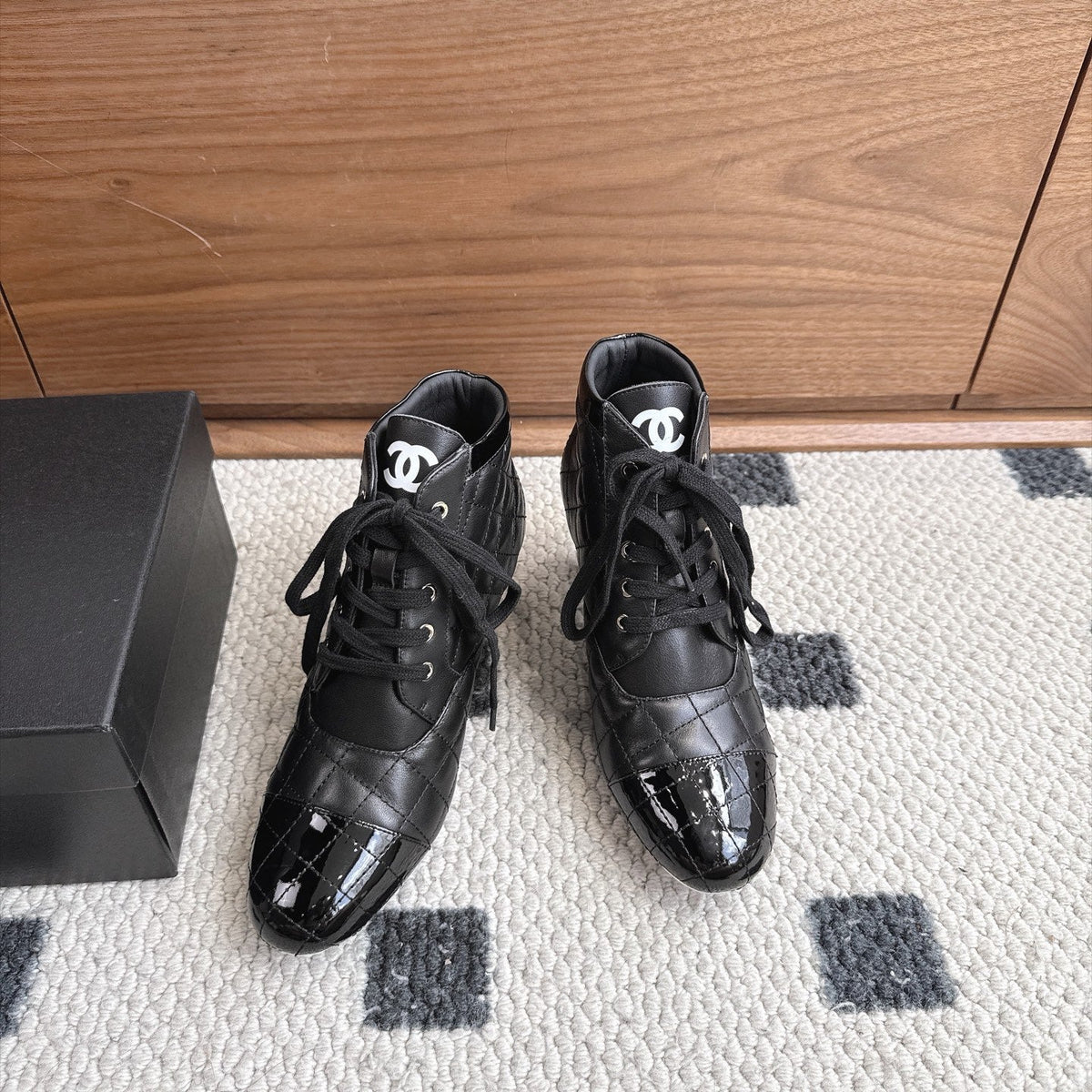 CC 26s Lace-Up Ankle Boots 6.5cm Black Leather 118294