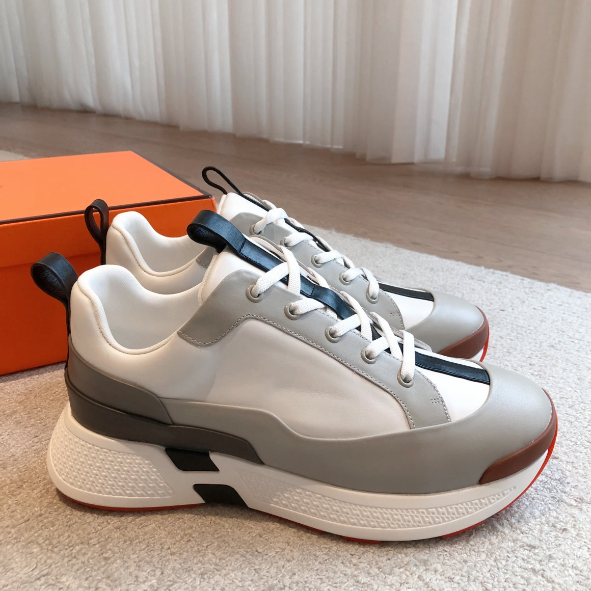 HM Hugo Sneakers White Grey Calfskin 933467