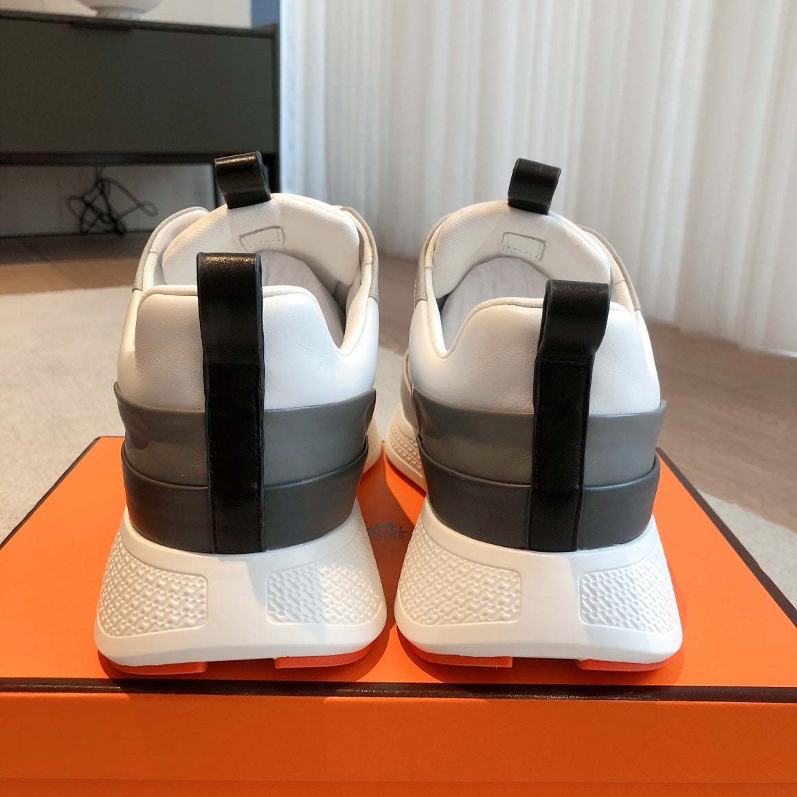HM Hugo Sneakers White Grey Calfskin 933467