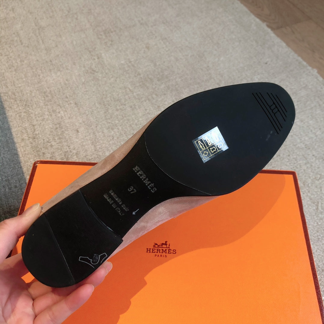 Paris Loafer Peach Suede Calfskin With Signature Buckle 509351