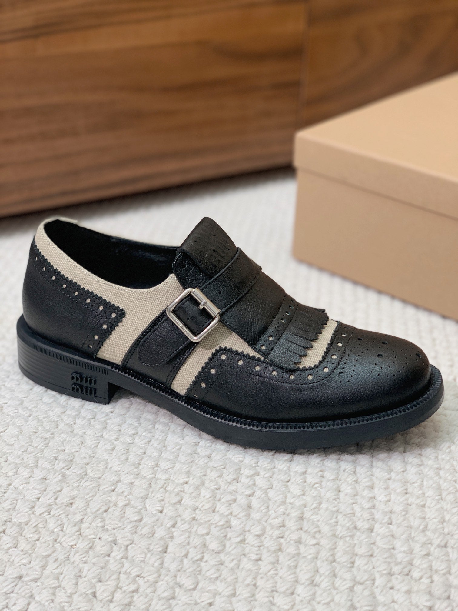 Miu Oxford Shoes Black Mix Cream Cowhide
