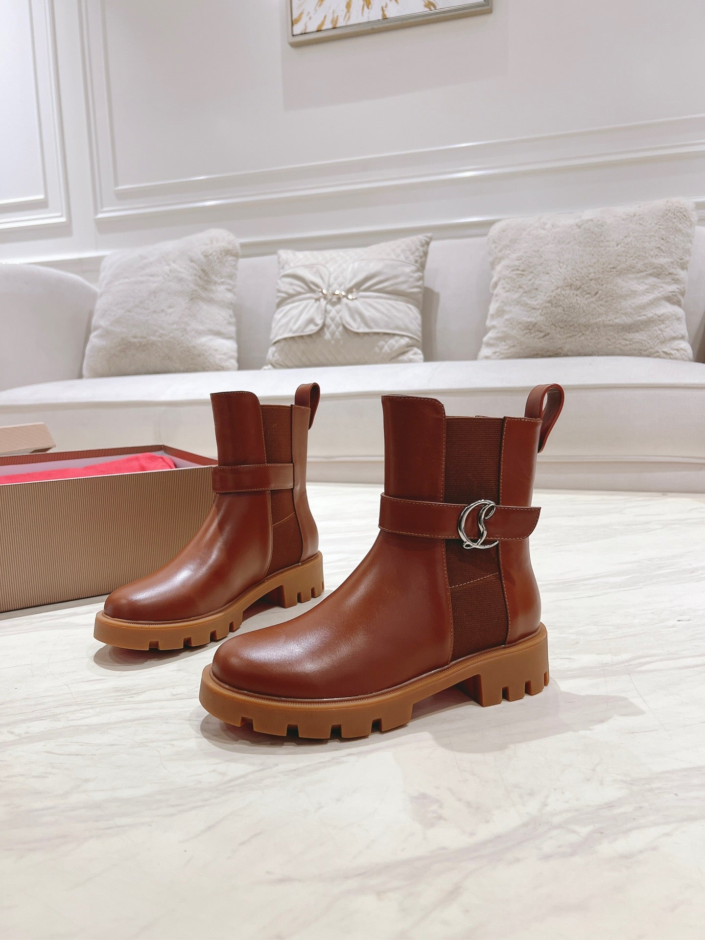CL 25C Chelsea Booty Lug Chocolate Calf Leather 167687