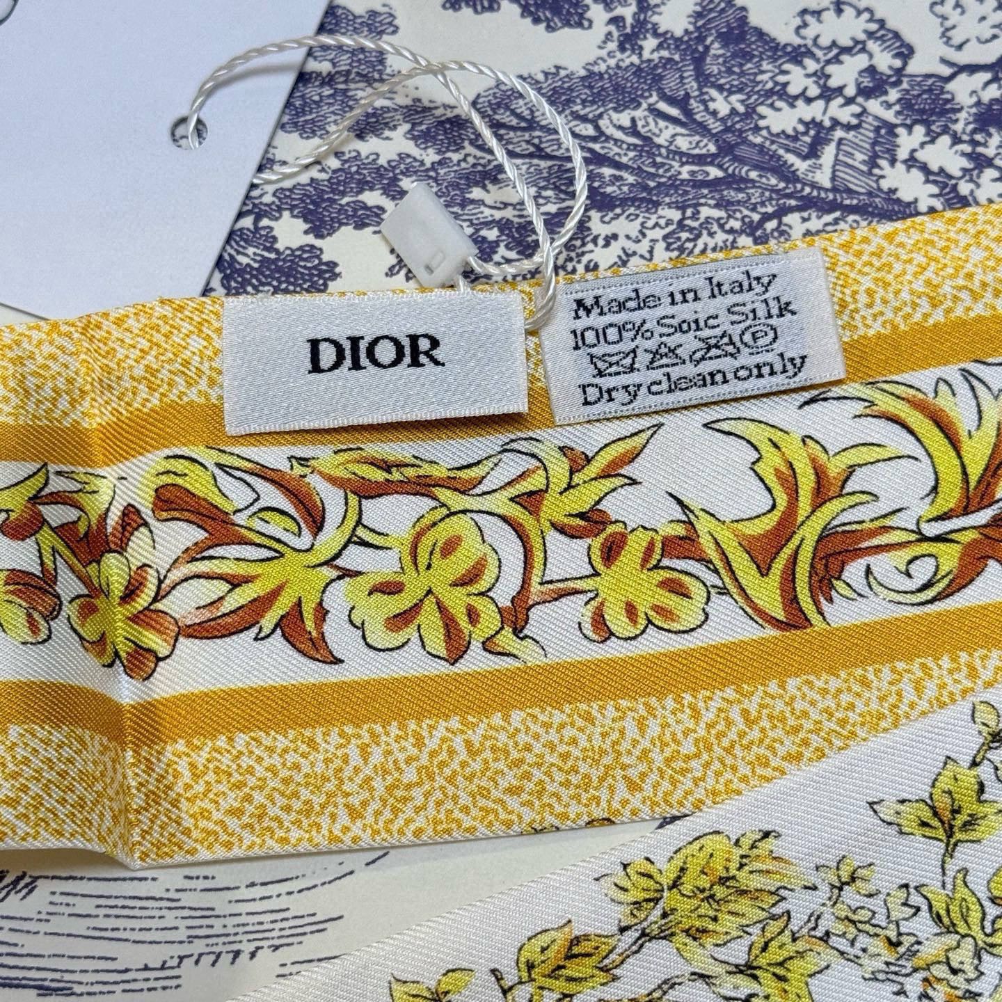 CD Twilly Mini Scarf 105 Lemon Yellow Silk Twill 147654