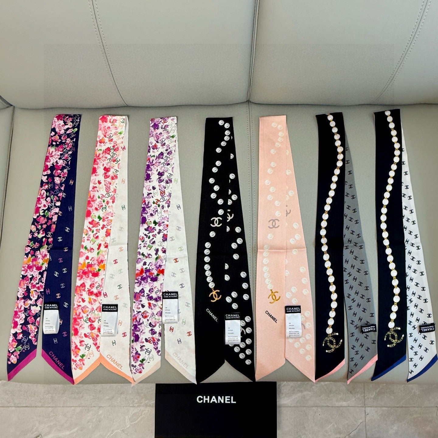 CC Twilly Mini Scarf 105 Black Pink Floral Pattern Silk Twill 147668