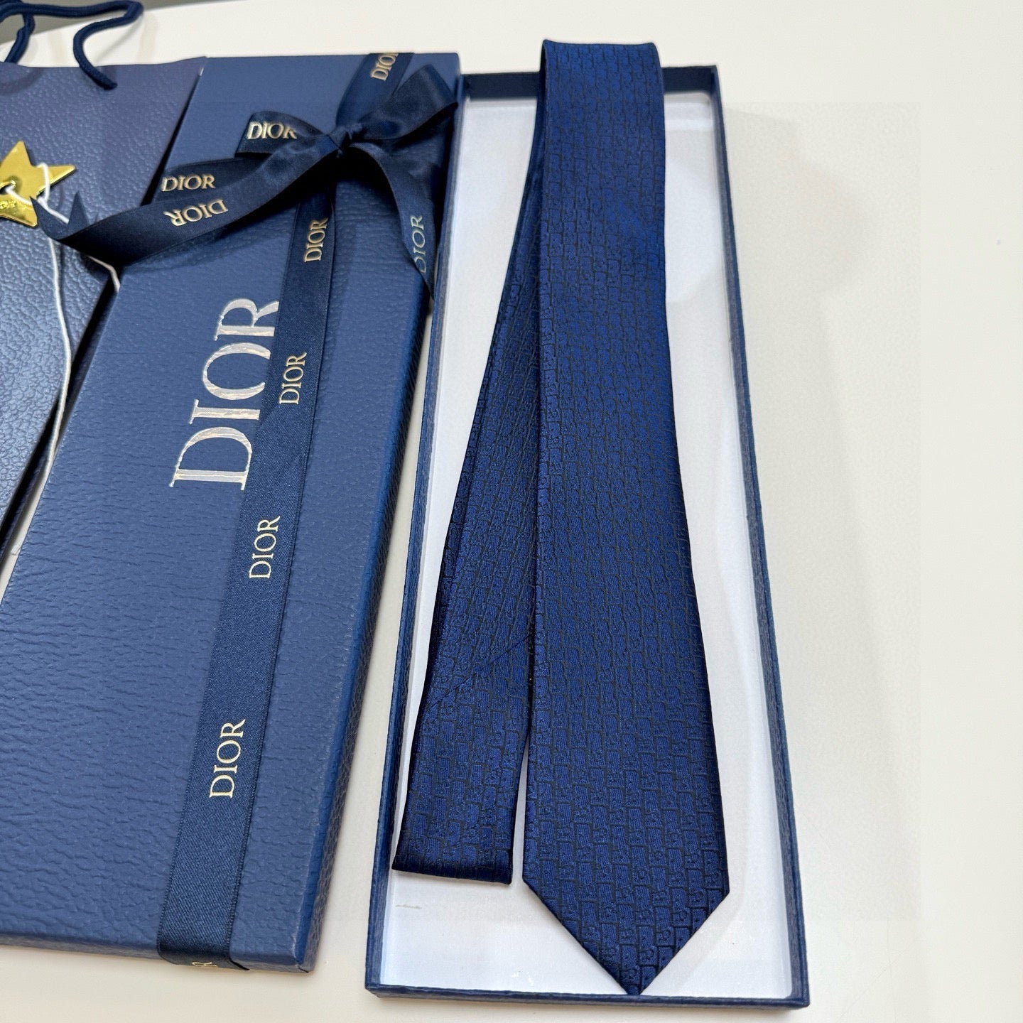 CD Tie Dark Blue Silk 330079