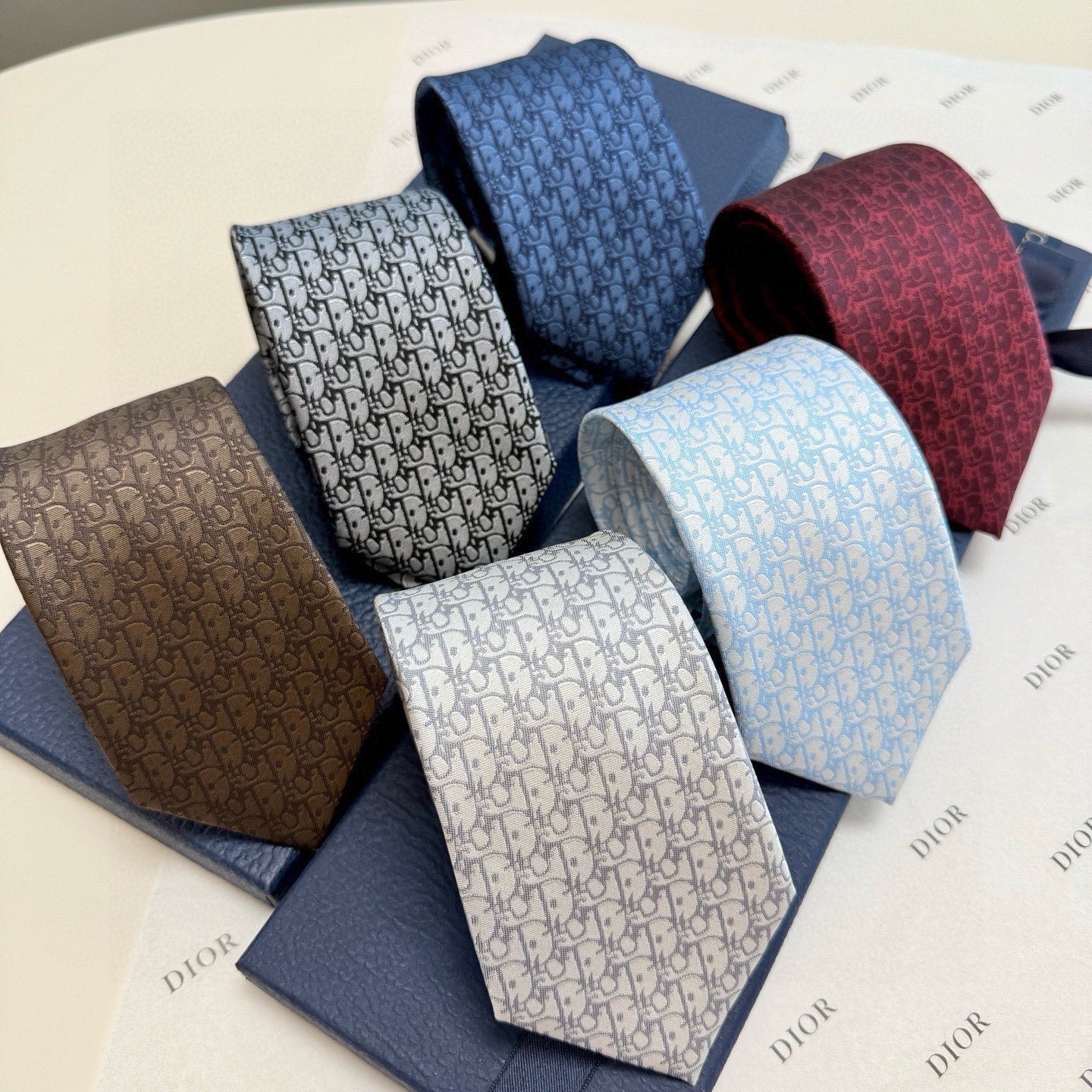 CD Oblique Tie Brown Silk 212102
