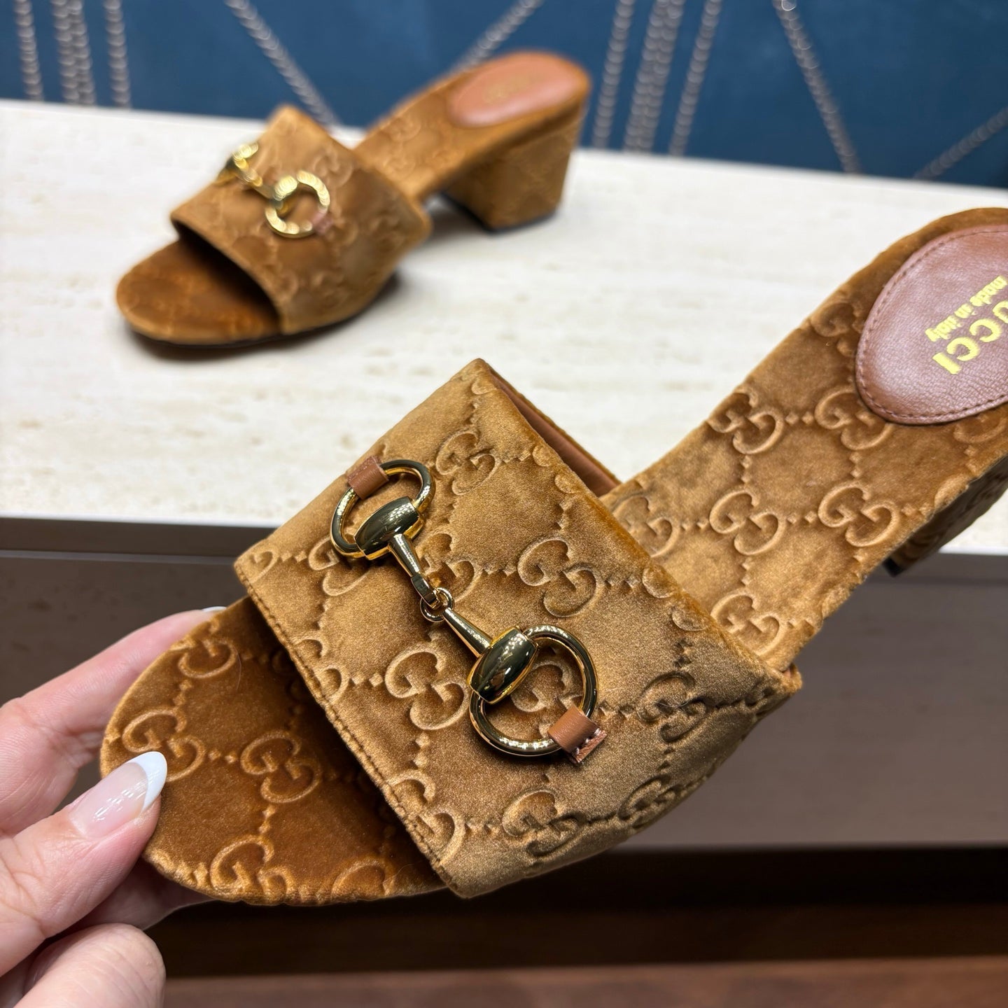 GG 26ss Chunky Heel Sandals 55 Brown Velvet 741299