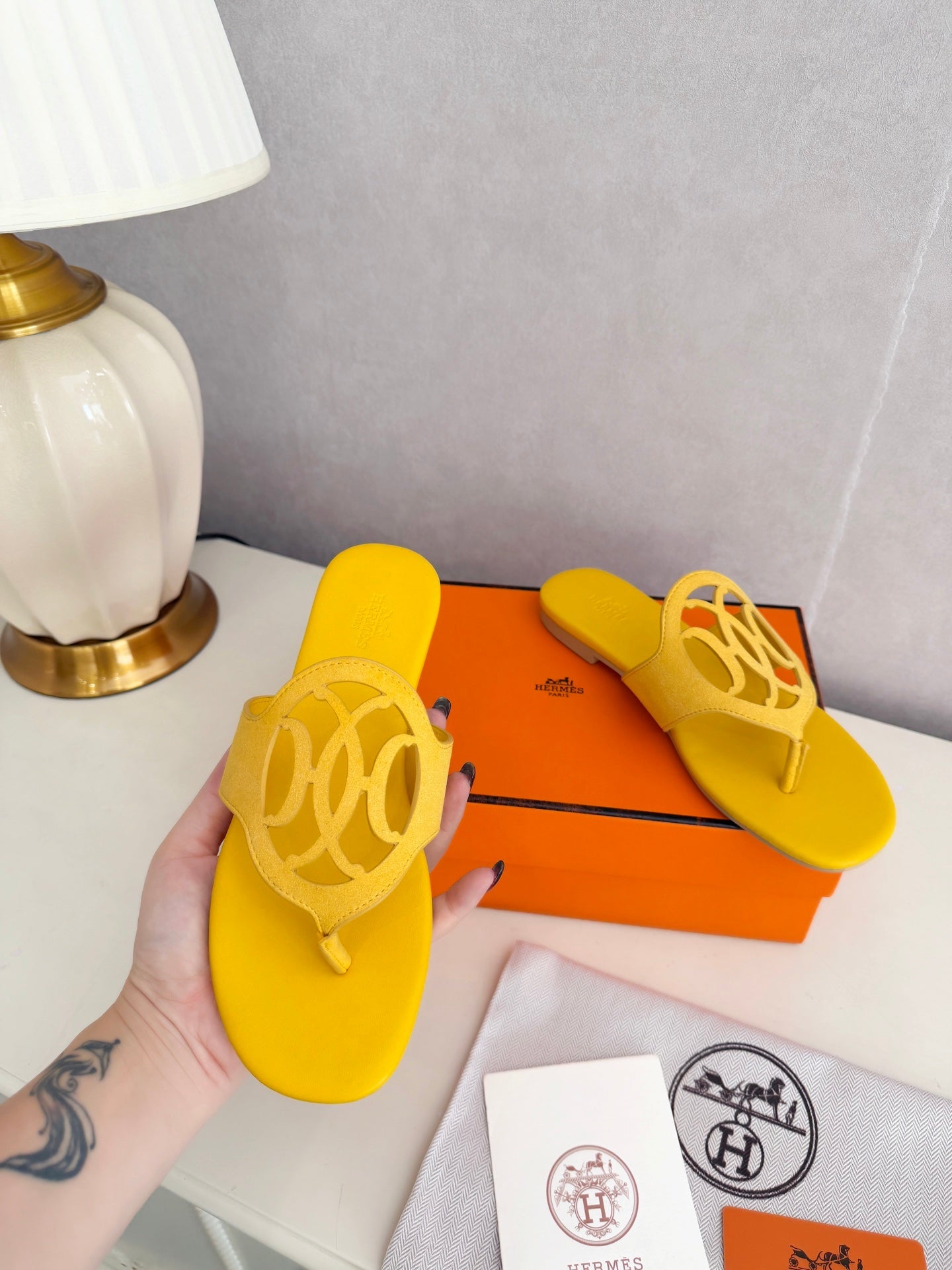 HM Mage Sandal Yellow Lambskin 605905