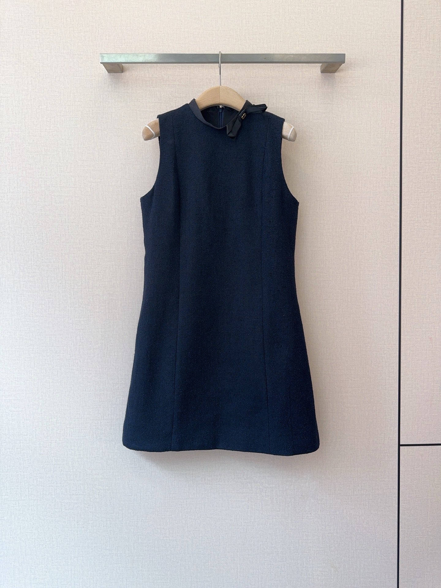 CD 26s Sleeveless Dress Navy Blue Wool Polyester 413216