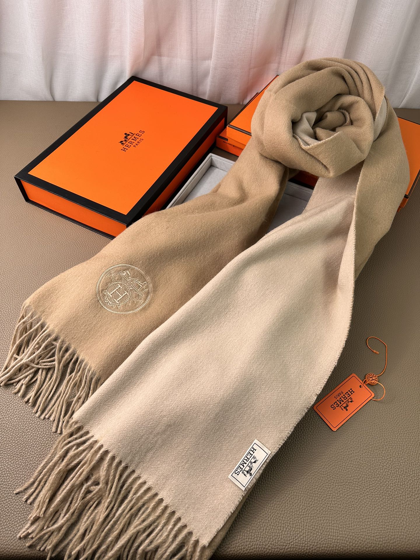 DOUBLE-FACE SCARF 200 CM IN CAMEL BROWN CASHMERE