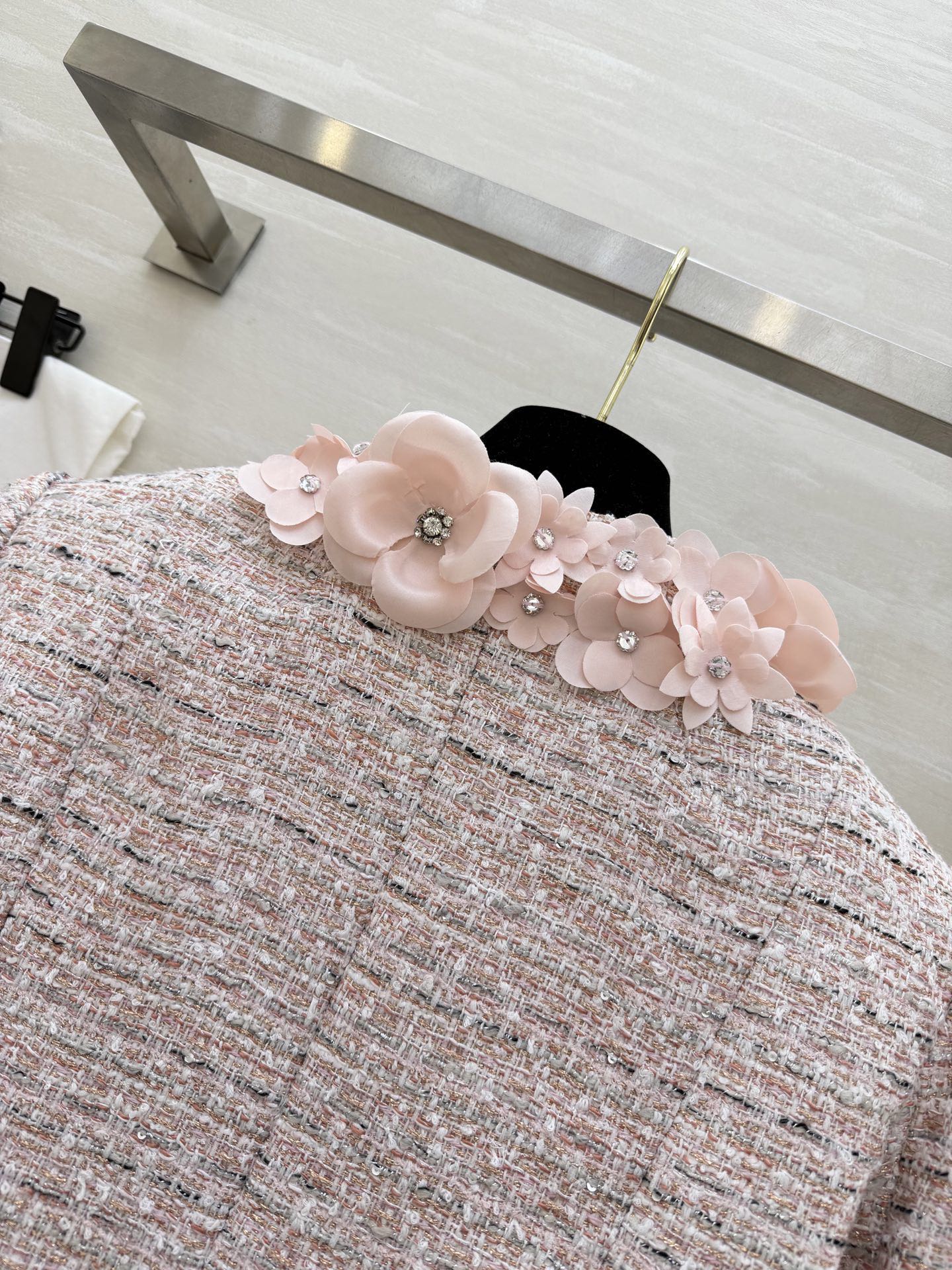 CC 26s Coat 3D Floral Embellished Light Pink Wool Blend Tweed