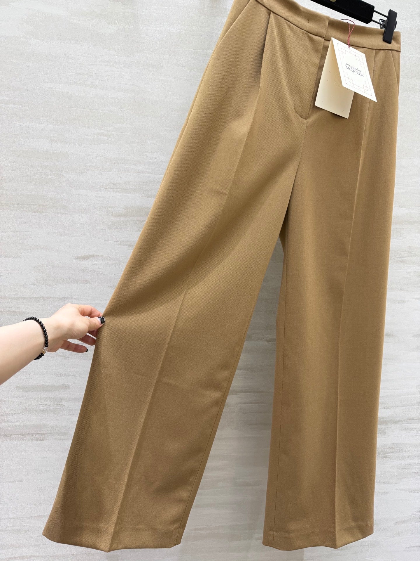 Alexander McQueen 26s Wide-Leg Trousers Beige Wool 363612