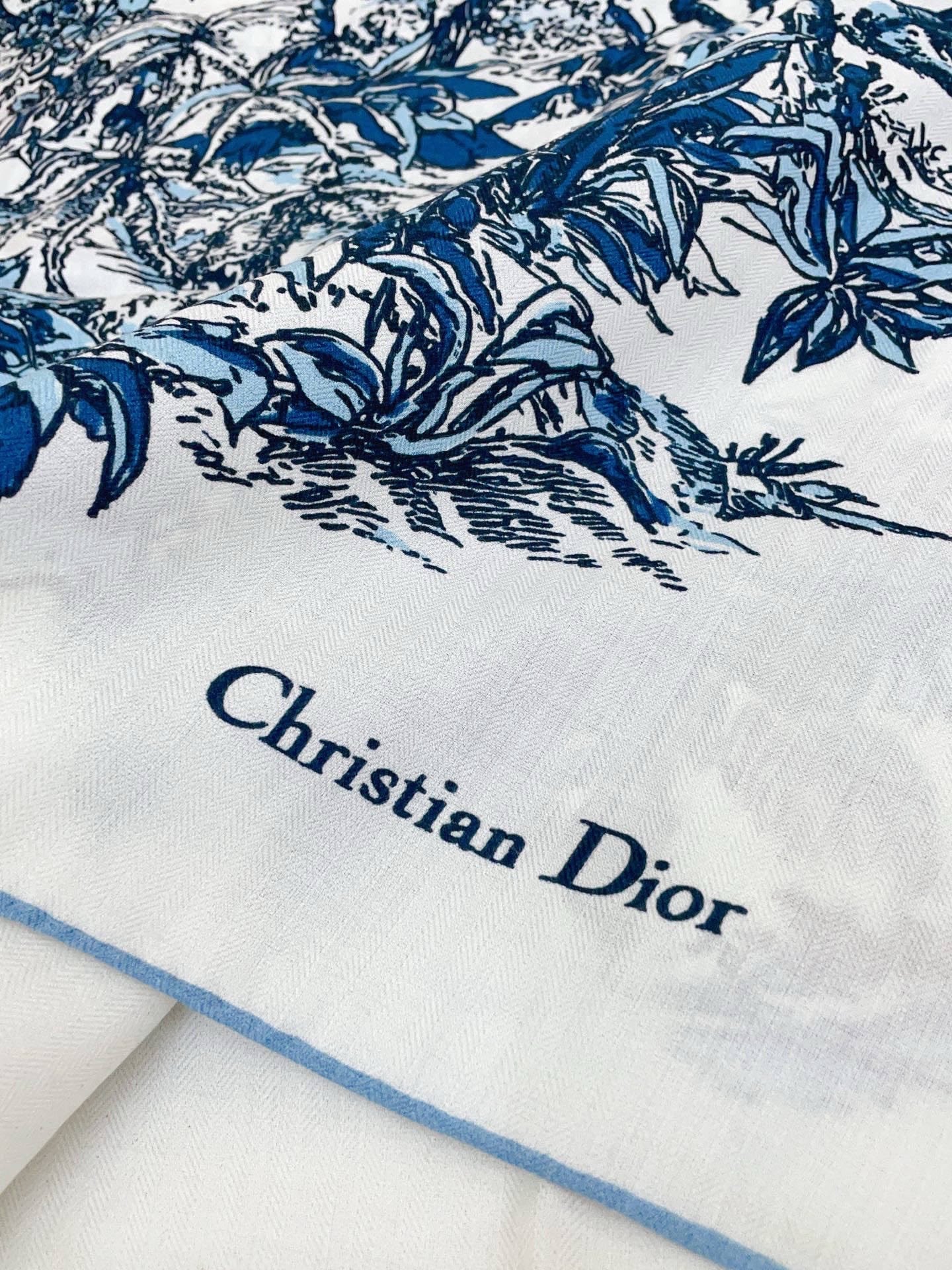 Loro Piana Double-sided Scarf Ivory Navy Blue Cashmere Silk 150381