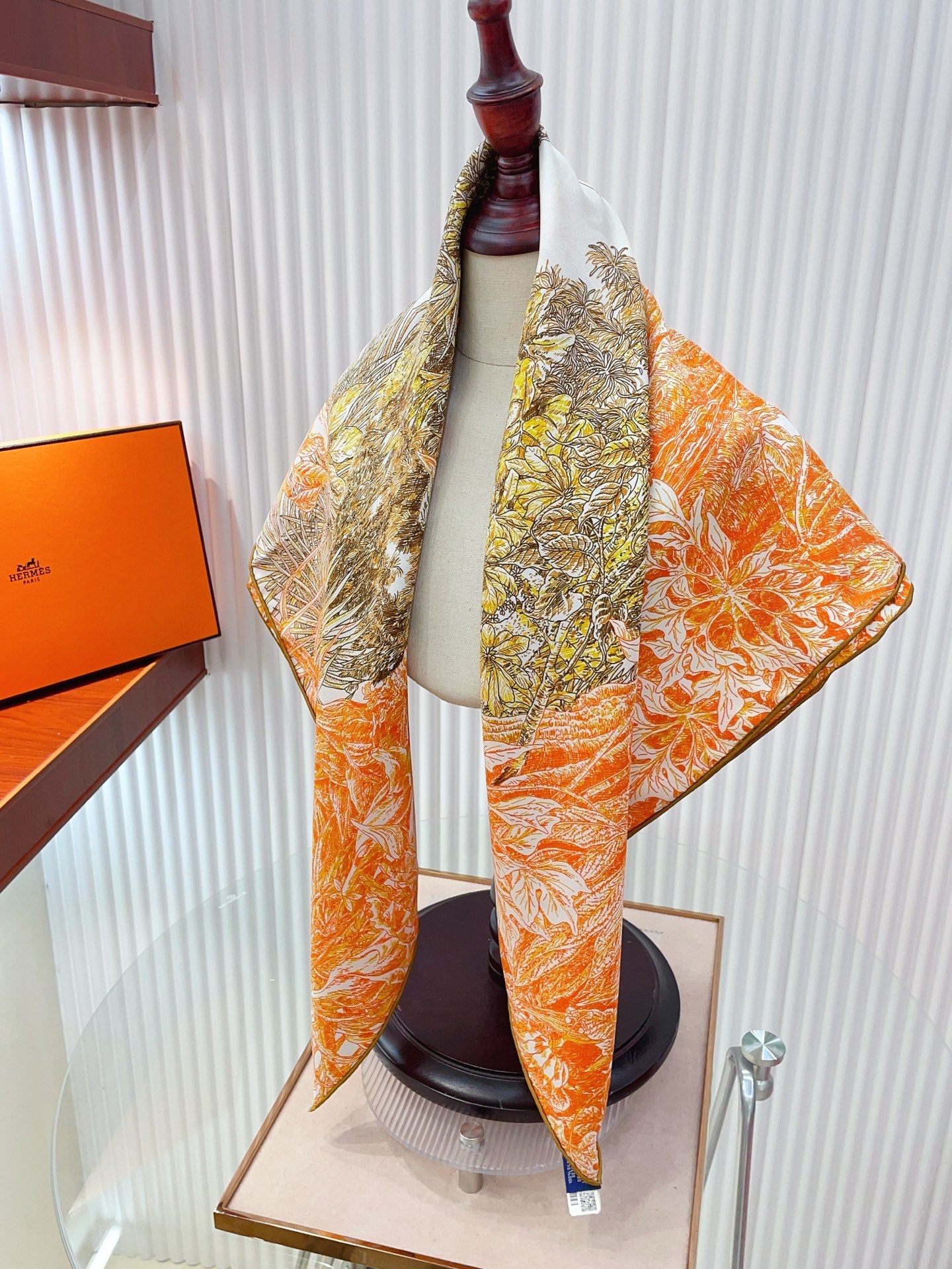 HM All'Orto Botanico Scarf 90x90cm Orange Colorful Silk Twill 209925