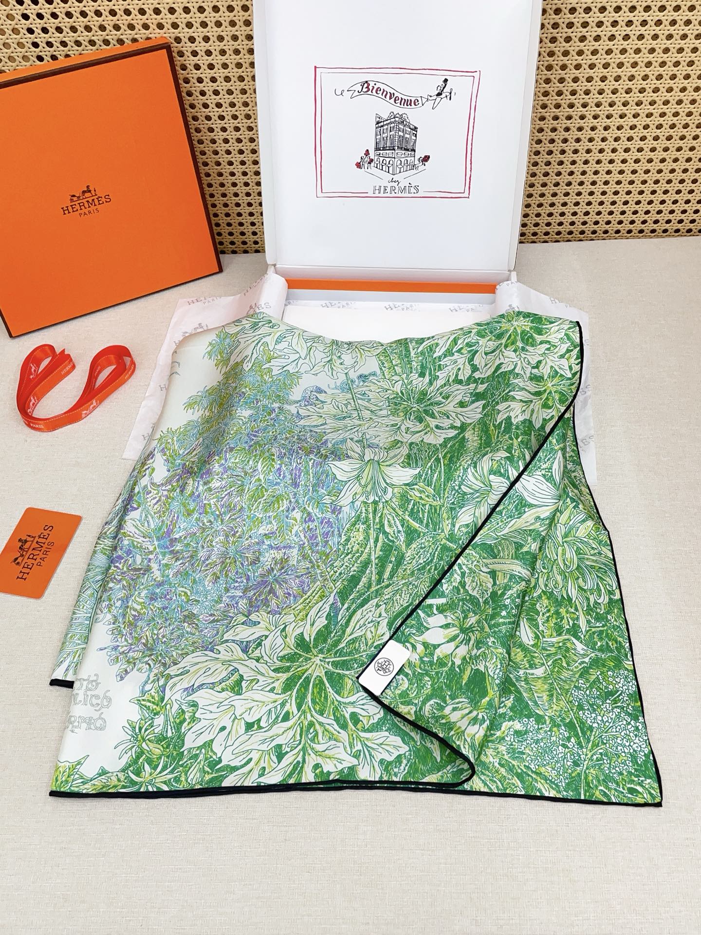 HM All'Orto Botanico Scarf 90x90cm Green Colorful Silk Twill 209930