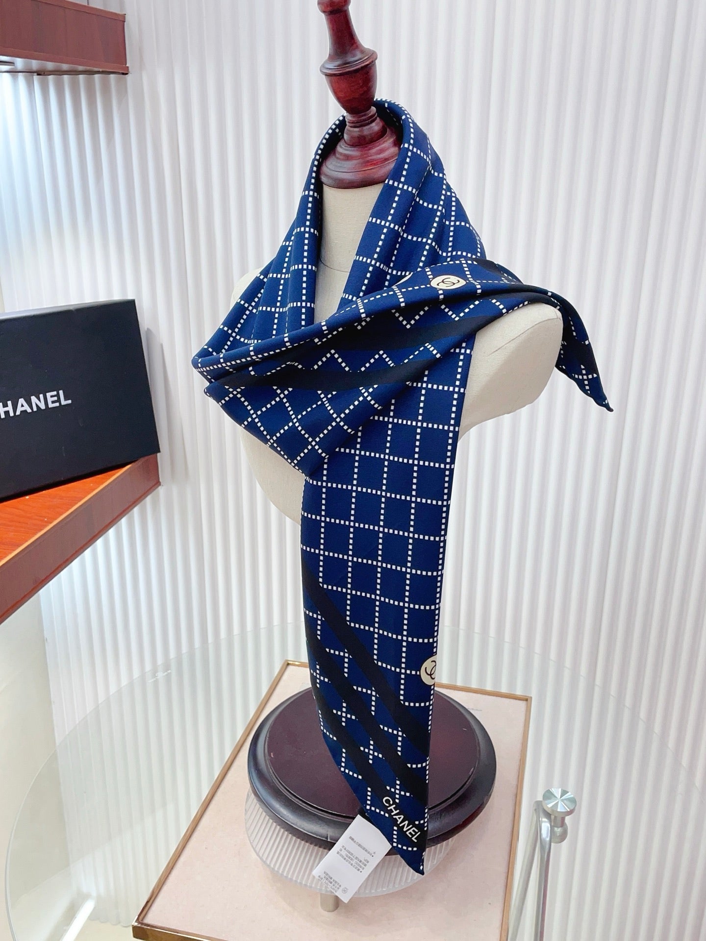 CC 2025/26 Scarf 90x90 Navy Blue Colorful Twill Silk 223487