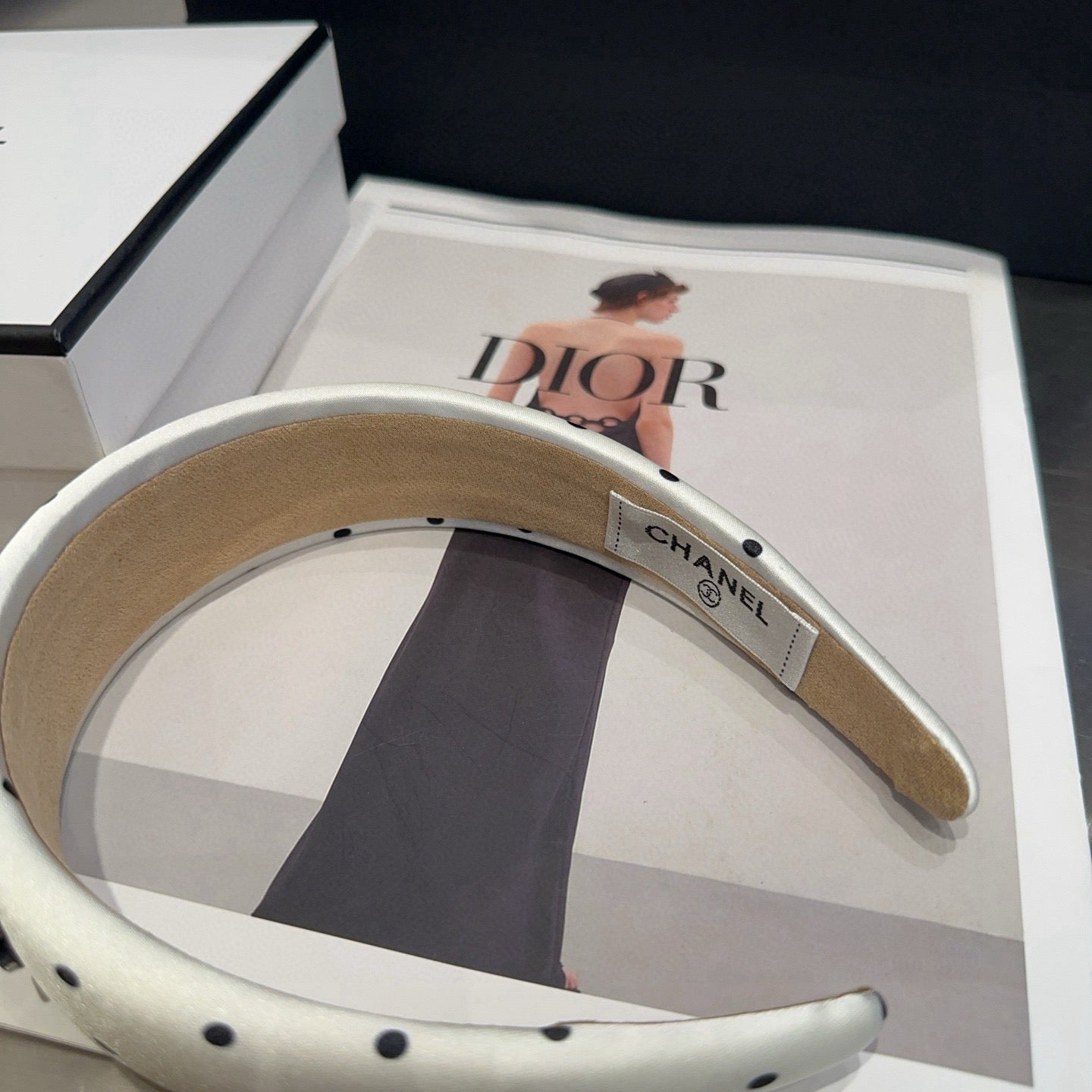 Chanel 26s Headband 228602